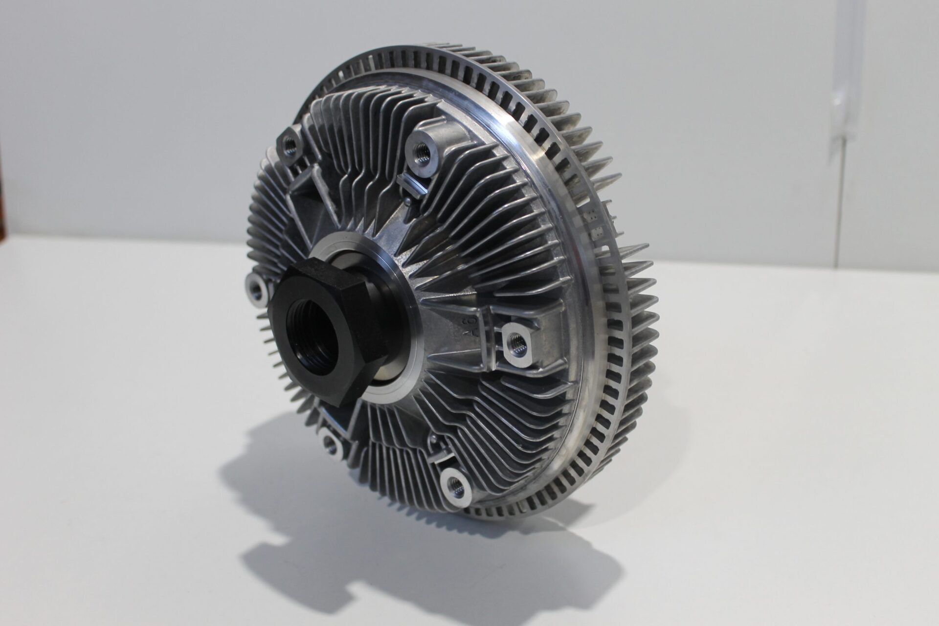 Viscous Fan 3789256M1 - Image 2