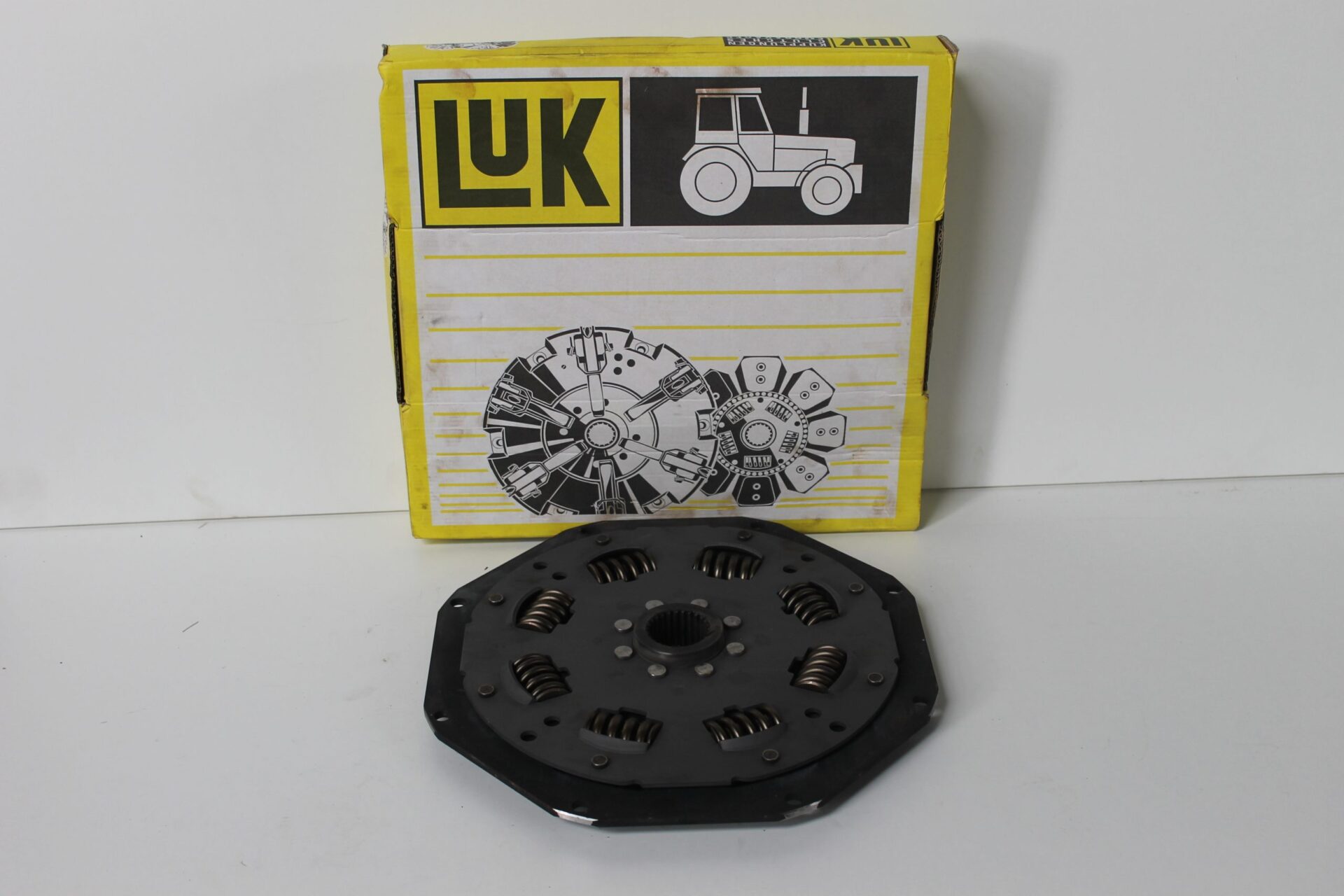 3909719M1, Clutch Damper for 8200, Massey Ferguson Tractors, Ned Murphy Tractors Ltd.