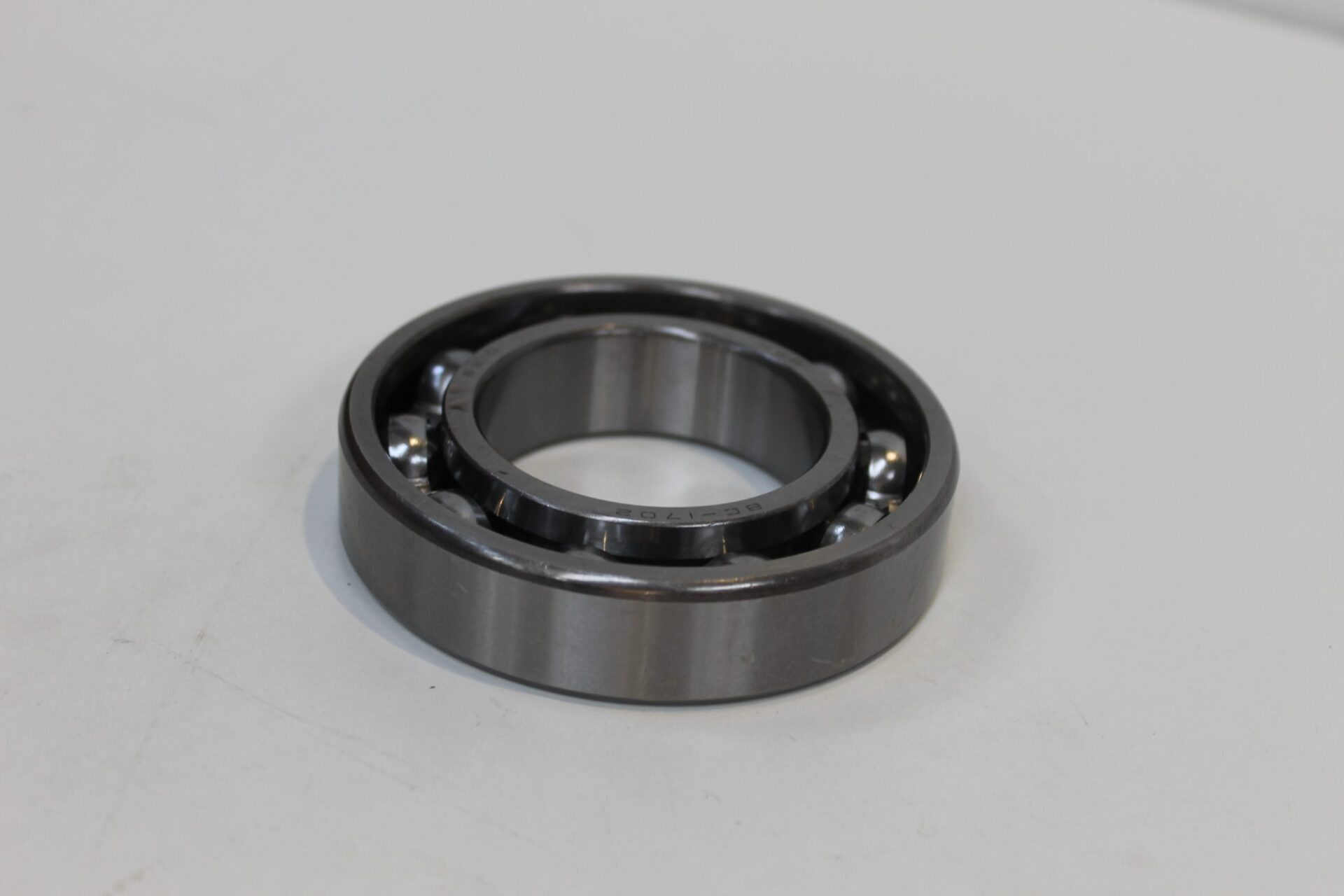 391162X1, 4WD Final Drive Bearing, Massey Ferguson Tractors, Ned Murphy Tractors Ltd.