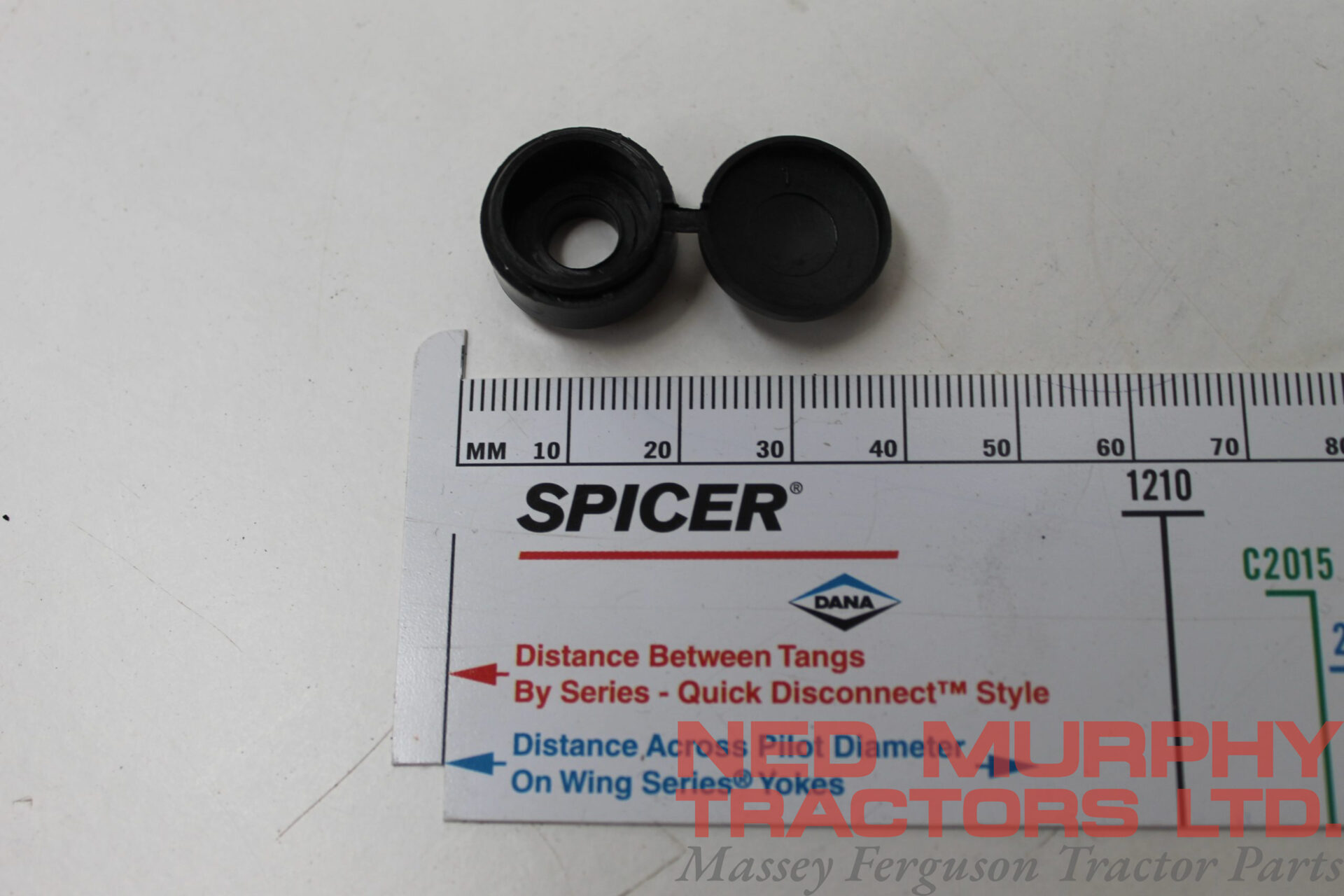 Screw retainer cap, G481810012010, Massey Ferguson Tractors, Ned Murphy Tractors Ltd.