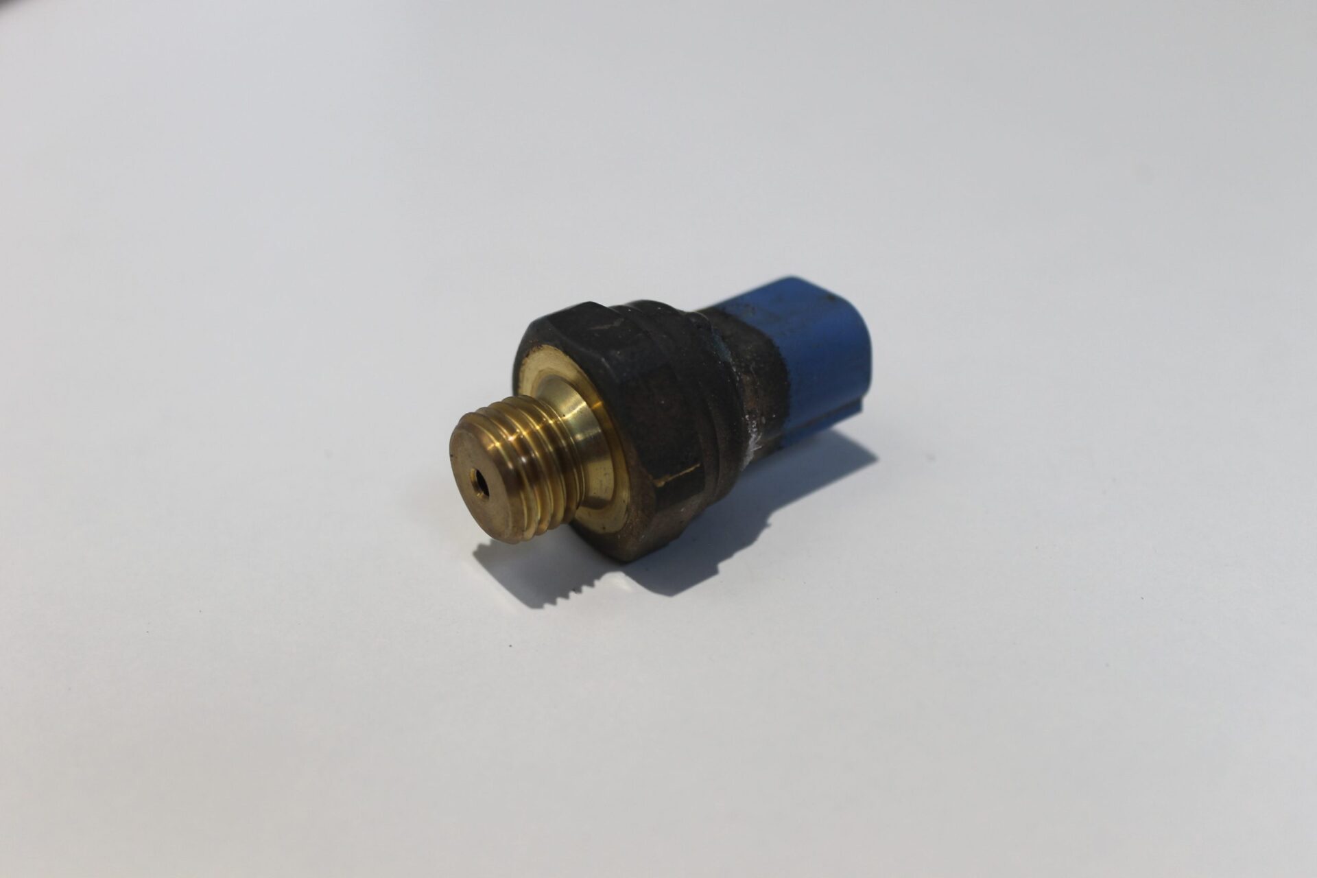 Fuel Pressure Sensor, V837070209, Massey Ferguson Tractors, Ned Murphy Tractors Ltd.