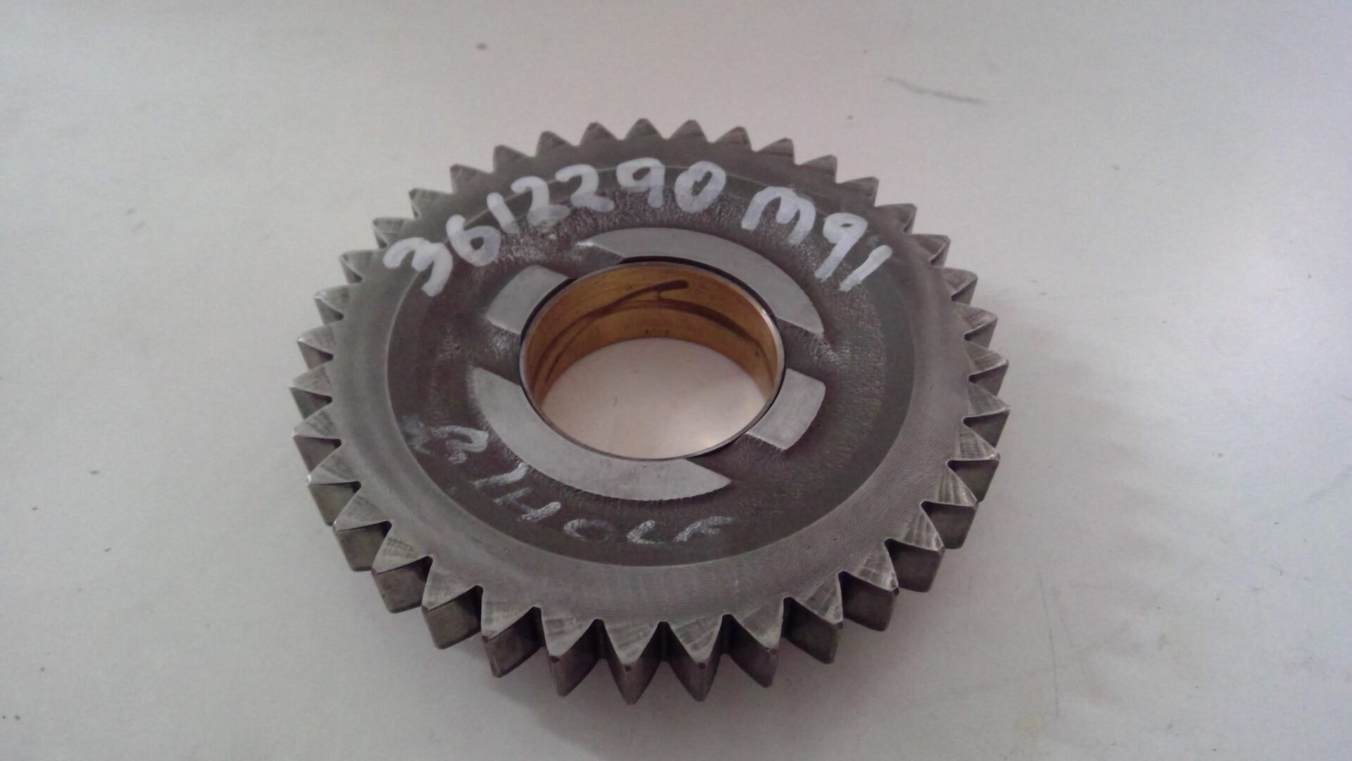 Forward/Reverse Synchro Gear 3612290M92 - Image 2