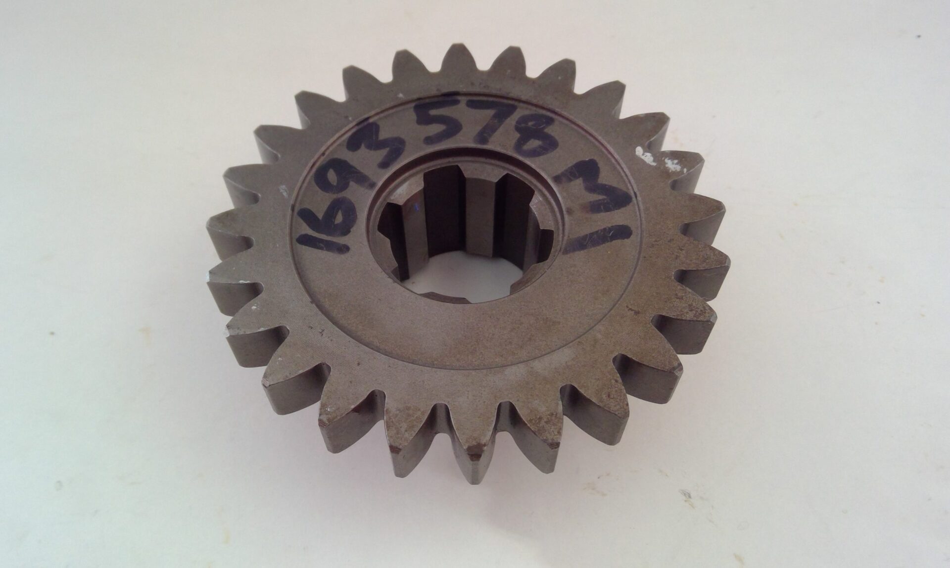 1693578M1, Gear 24T, Massey Ferguson Tractors, Ned Murphy Tractors Ltd.