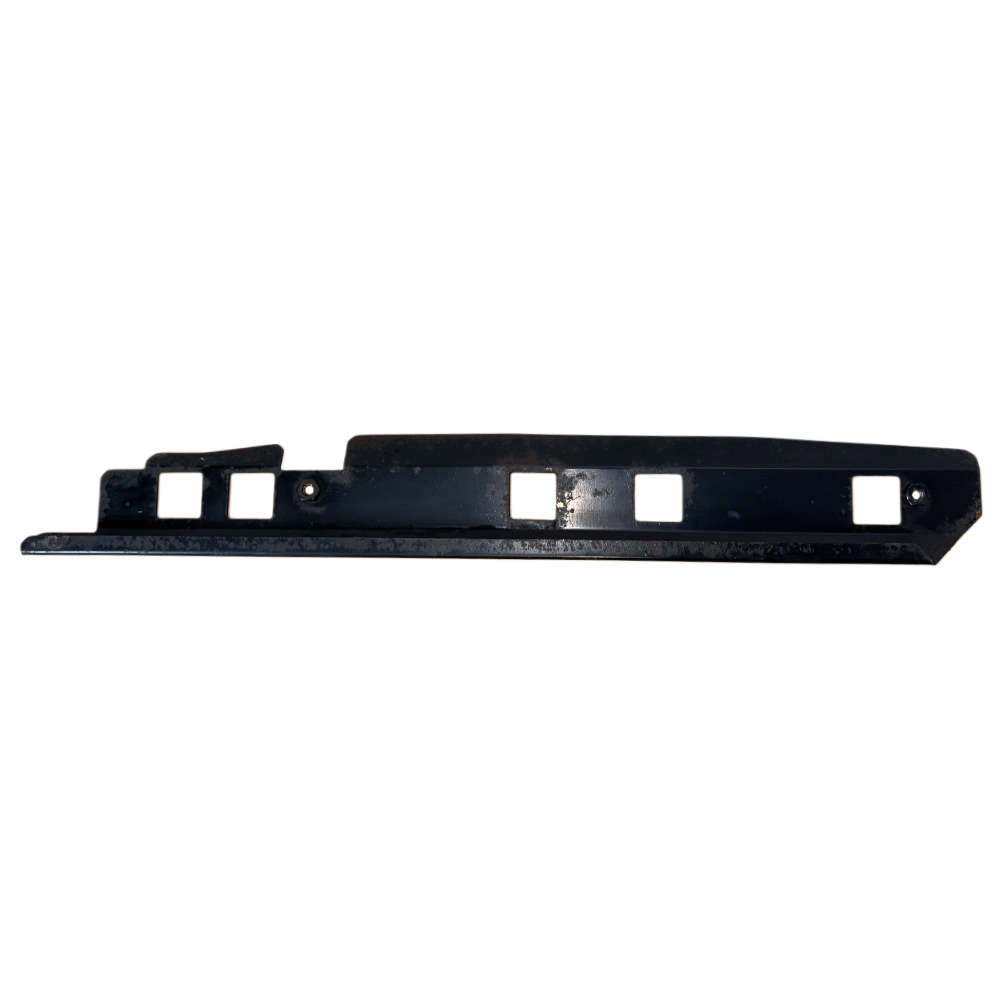 4271579M1, End Deflector, Massey Ferguson Tractors, Ned Murphy Tractors.
