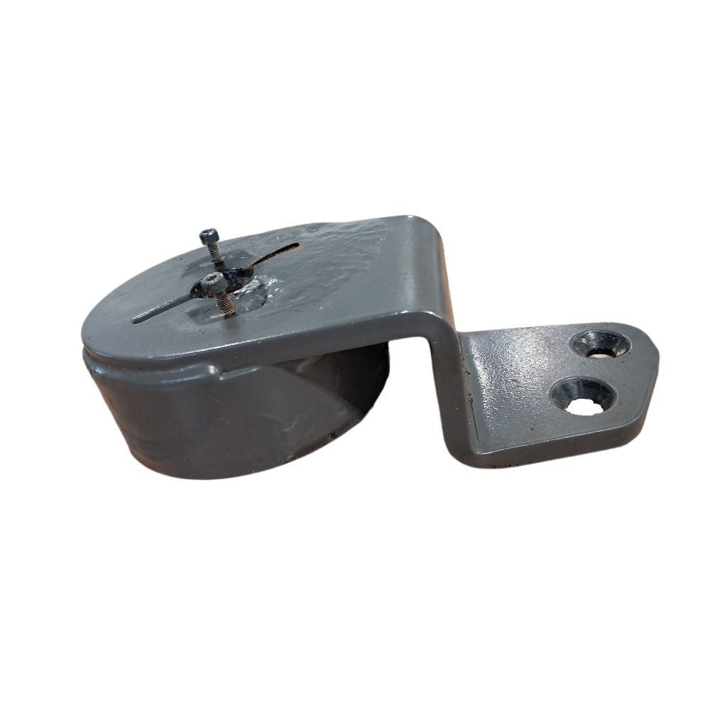 Bracket 4370398M2, Massey Ferguson Tractors, NMT Group.